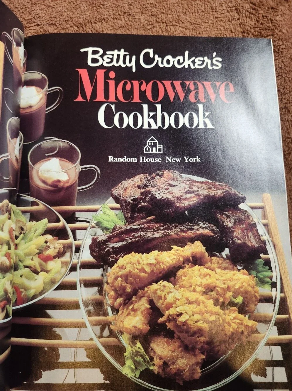Betty Crocker Microwave Cookbook Vintage 1981